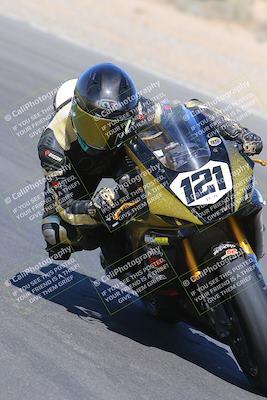 media/Oct-01-2023-SoCal Trackdays (Sun) [[4c570cc352]]/Turn 7 Inside (11am)/